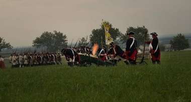 Vojenská historie ožívá: Spolek Bohemia Rebels Artillery díky MAS Podlipansko pokračuje v plném nasazení